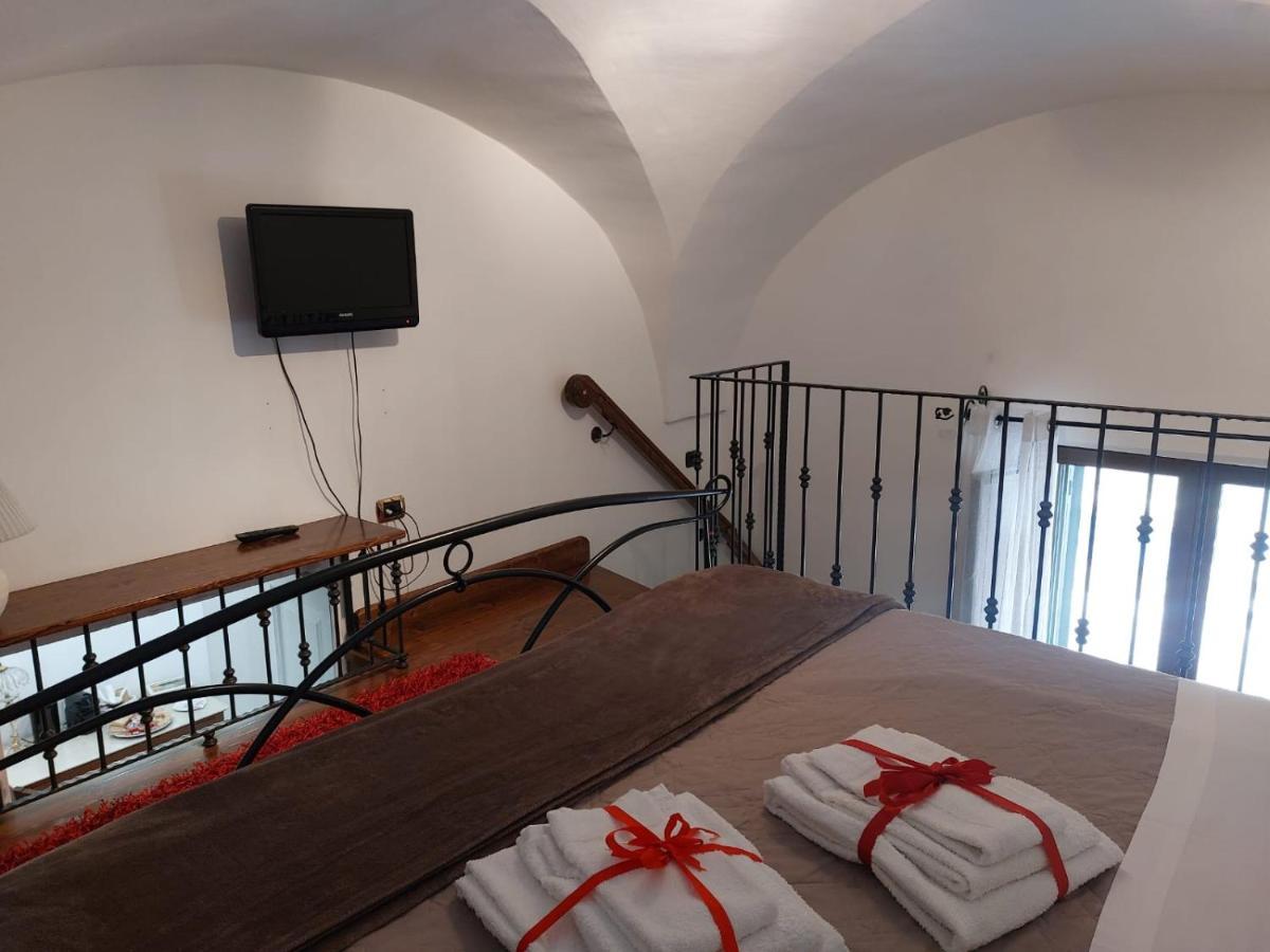 לצ'ה Suite Del Conservatorio Nel Centro Storico מראה חיצוני תמונה