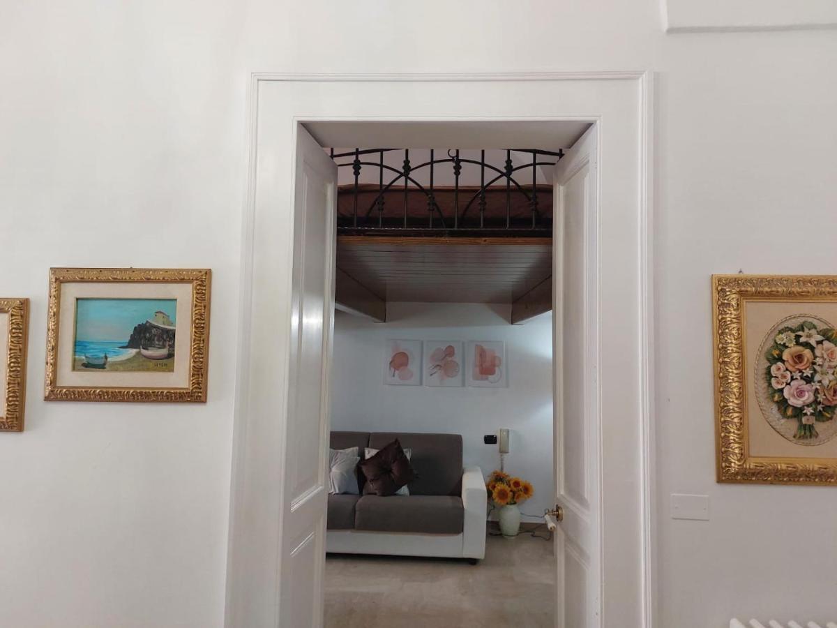 לצ'ה Suite Del Conservatorio Nel Centro Storico מראה חיצוני תמונה