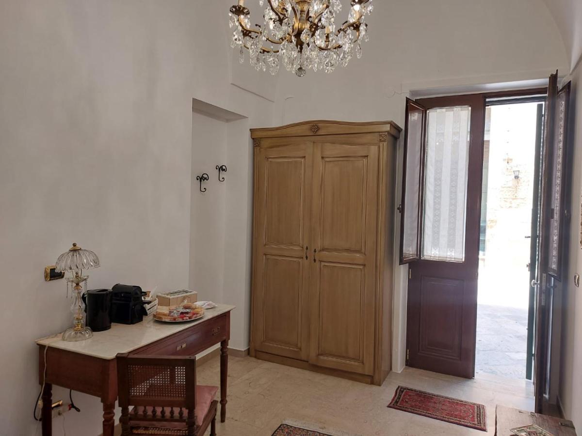 לצ'ה Suite Del Conservatorio Nel Centro Storico מראה חיצוני תמונה