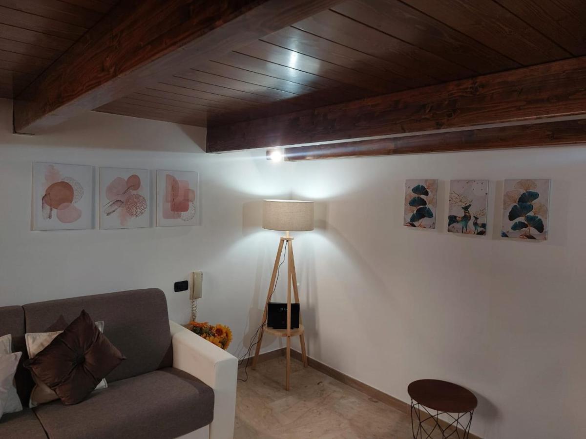 לצ'ה Suite Del Conservatorio Nel Centro Storico מראה חיצוני תמונה